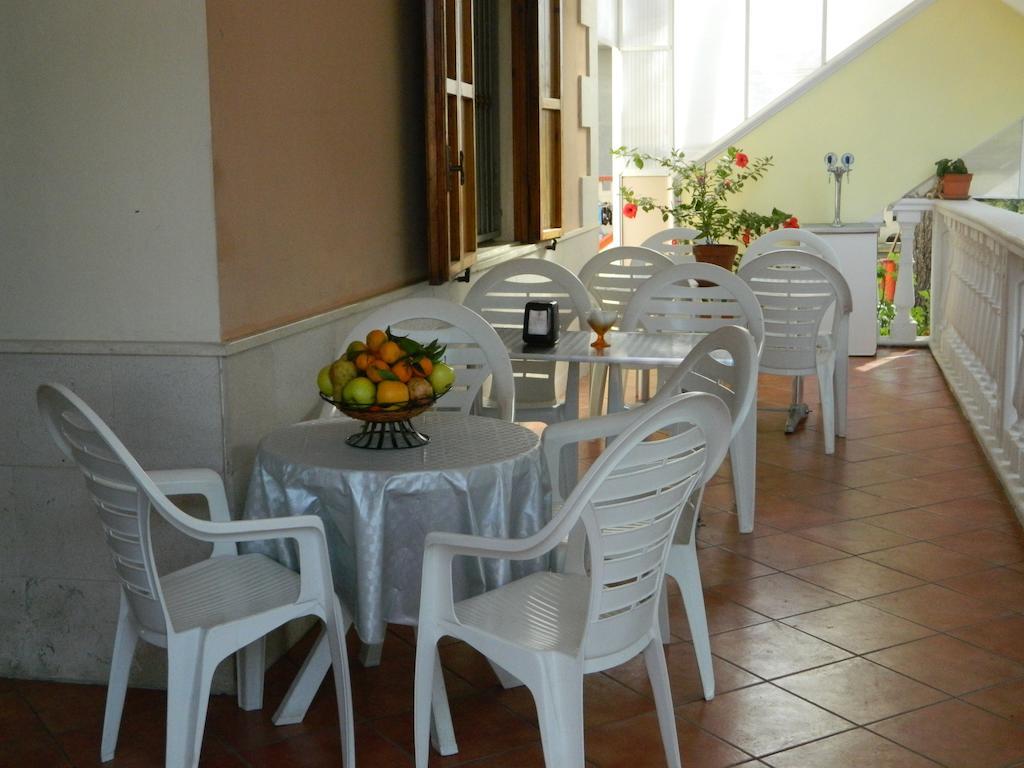 Villa Robinia Massafra Quarto foto